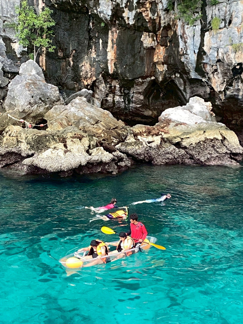 PHI PHI-MAYA BAY-KHAI ISLAND BY SPEED KATAMARAN