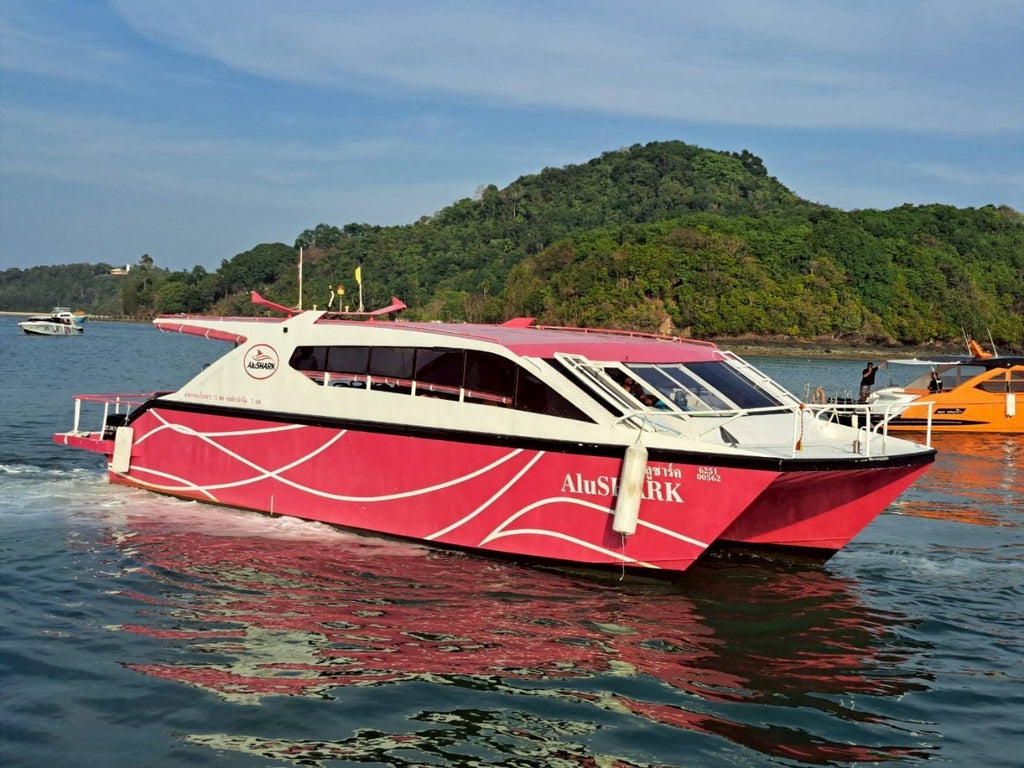 PHI PHI-MAYA BAY-KHAI ISLAND BY SPEED KATAMARAN