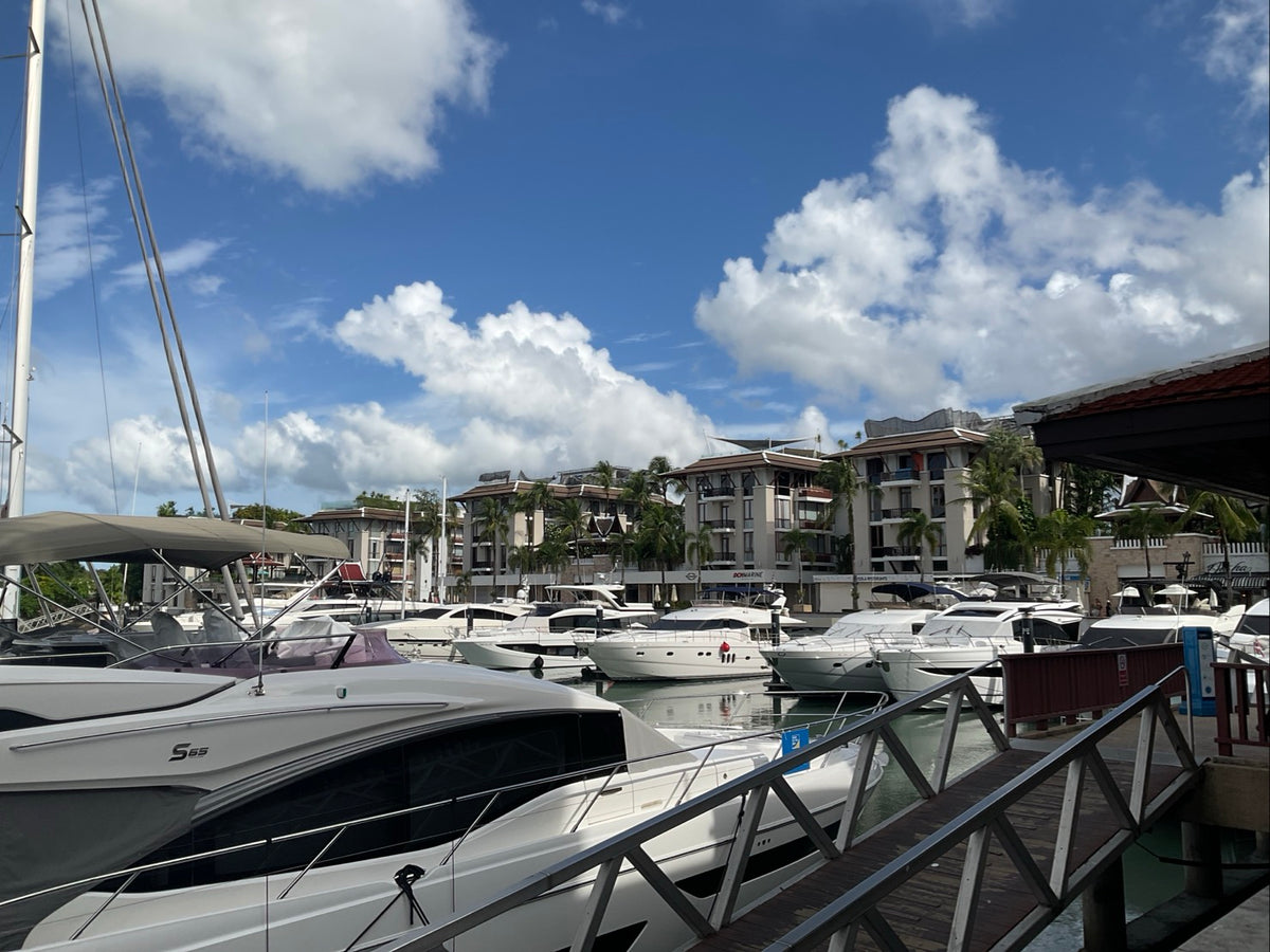 PH PHI -MAYA BAY- KHAI ISLAND ( PREMIUM SERVICE) THE ROYAL MARINA PIER